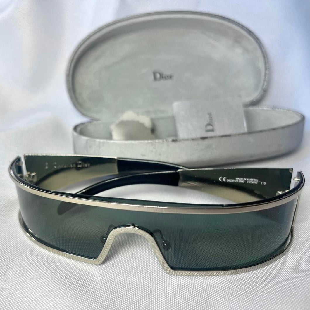GRAILED on Twitter Dior Punk Sunglasses from 2003   httpstcoC9E0beeqy5 httpstcoHM4H5lN8cu  Twitter